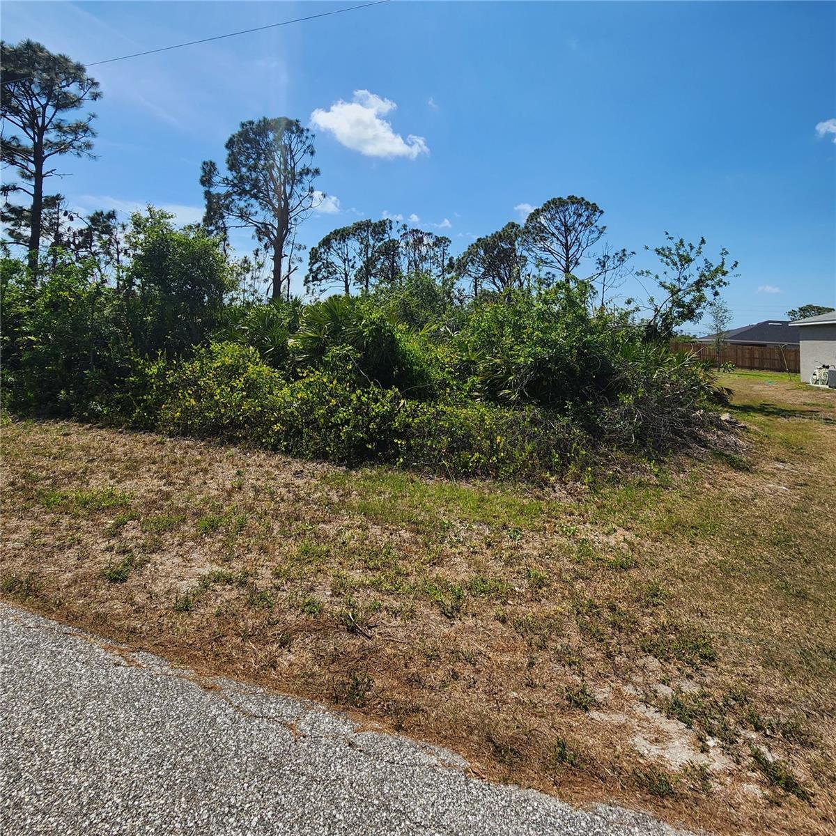 12282 Appleberg Cir Property Photo 2
