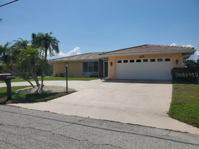 423 Matares Dr Property Photo 1