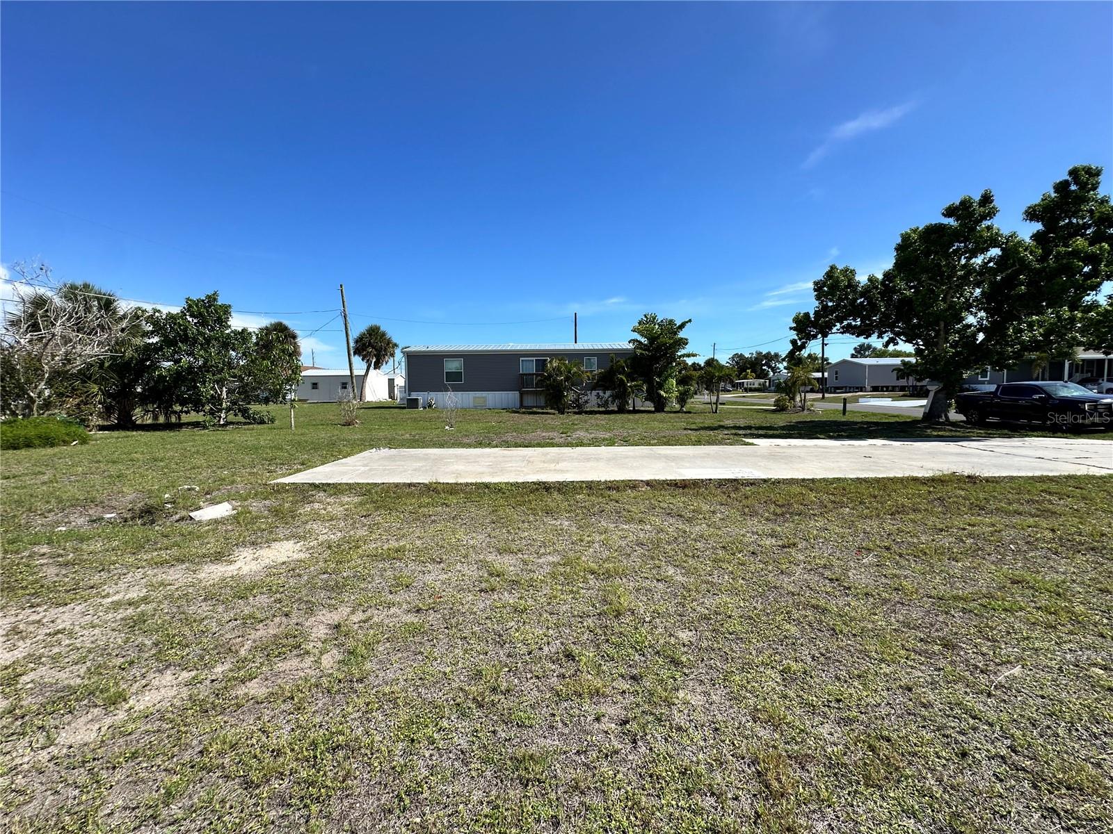 1427 Seagull Dr Property Photo 3