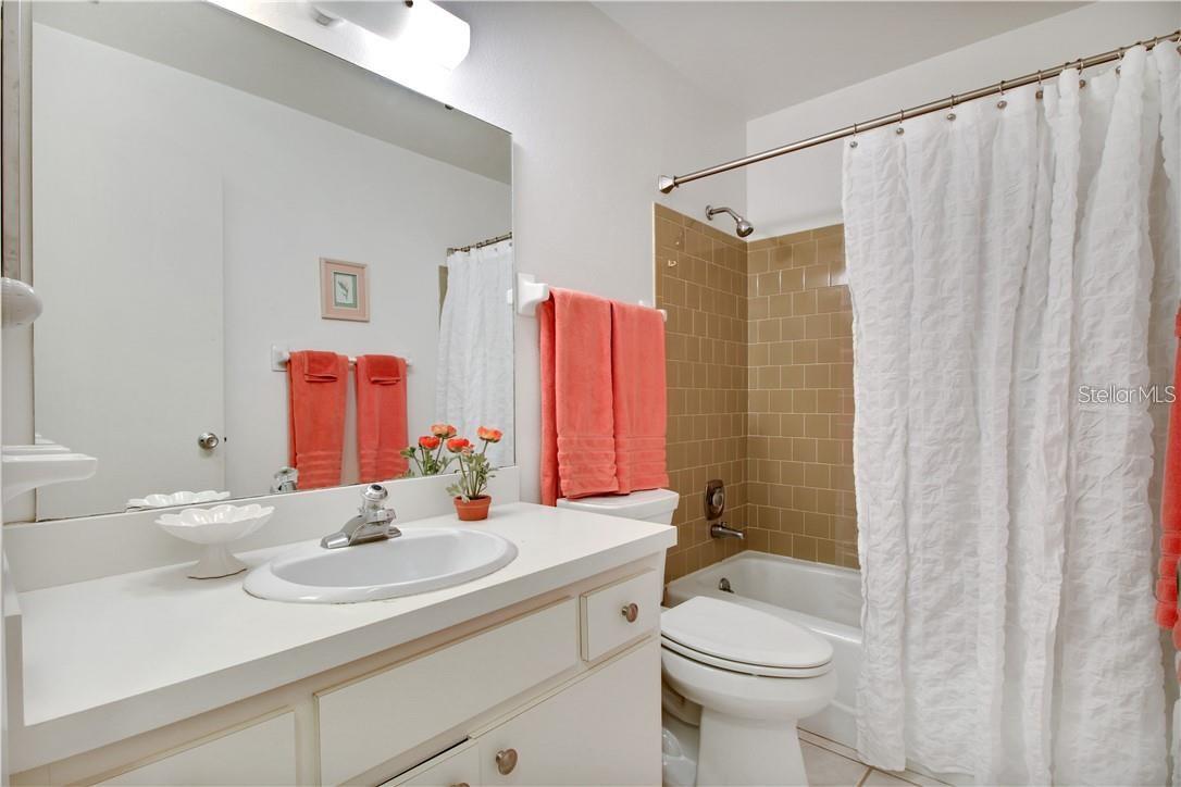 525 Parkdale #525 Property Photo 7