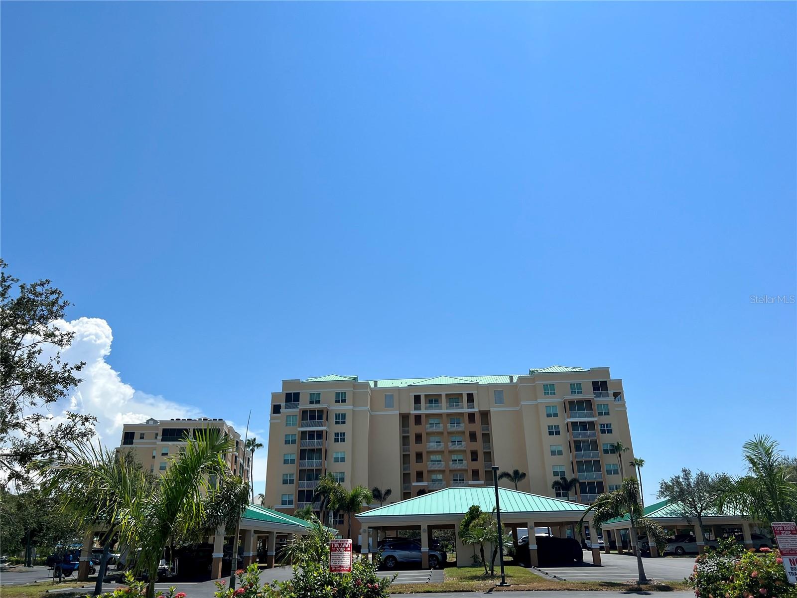 2060 MATECUMBE KEY RD #2105 Property Photo 1