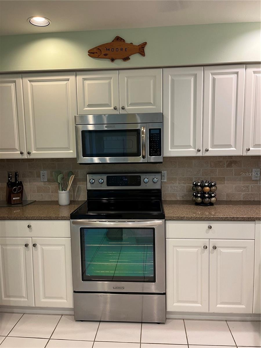 2060 Matecumbe Key Rd #2105 Property Photo 9