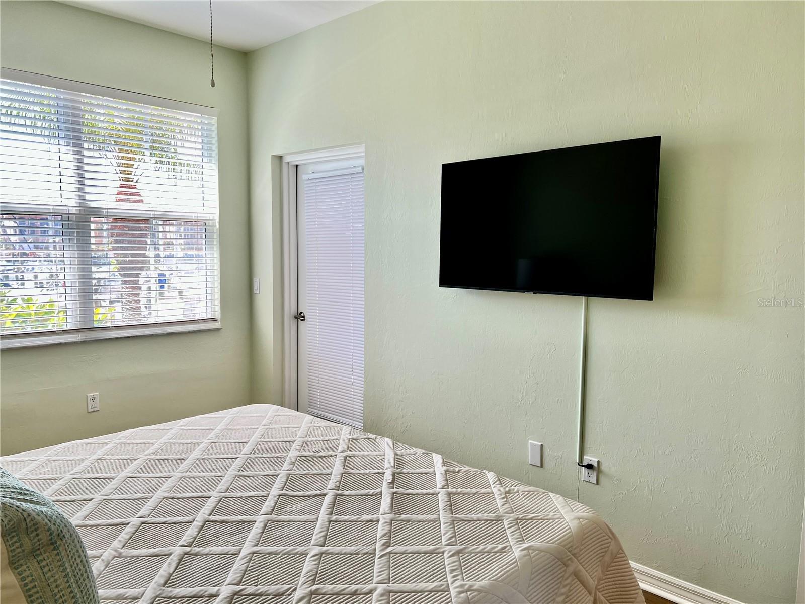 2060 Matecumbe Key Rd #2105 Property Photo 32