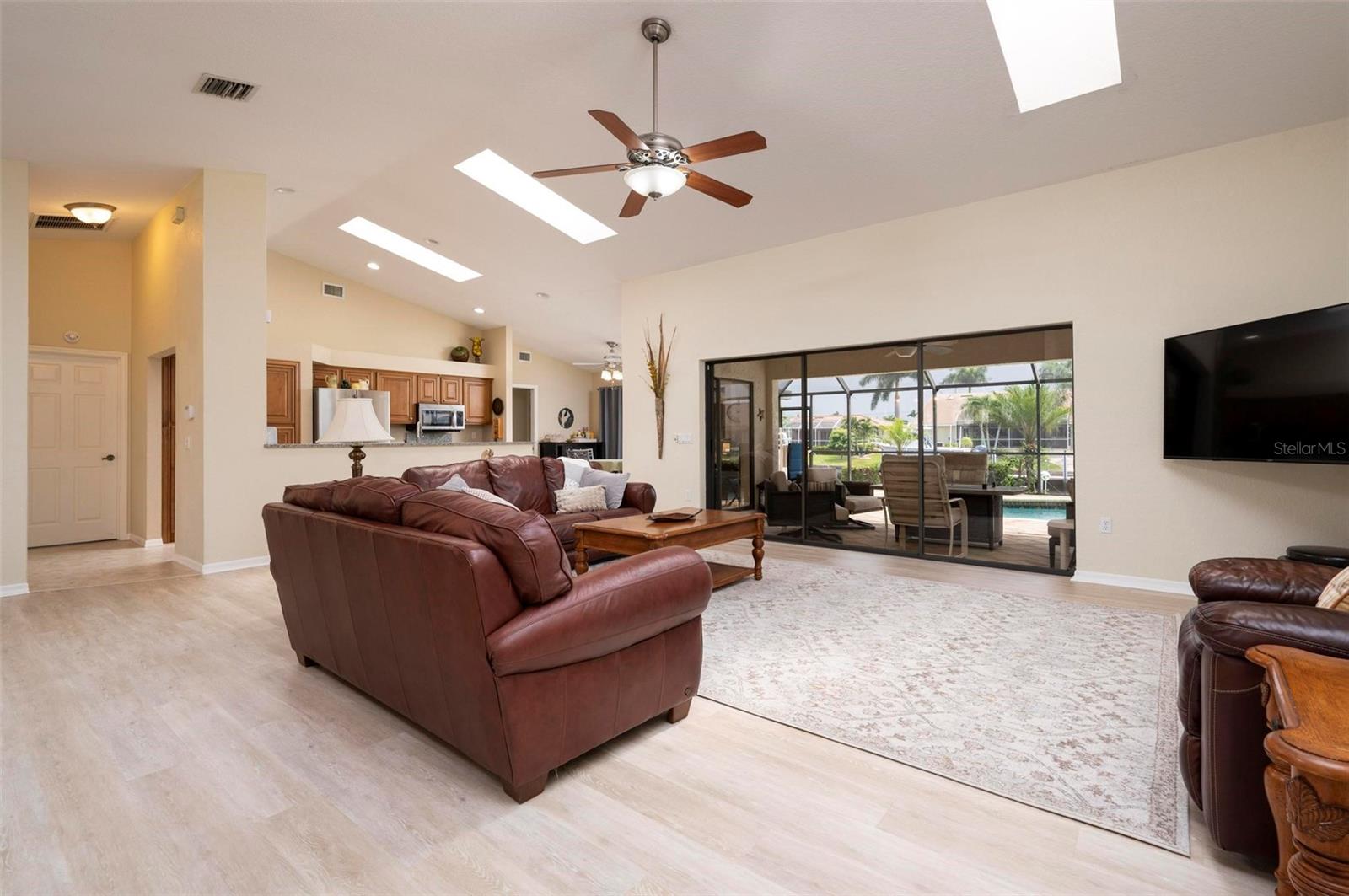 2505 Rio Tiber Dr Property Photo 16