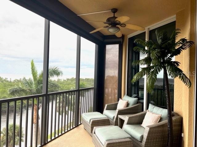 3321 Sunset Key Cir #308 Property Photo 5