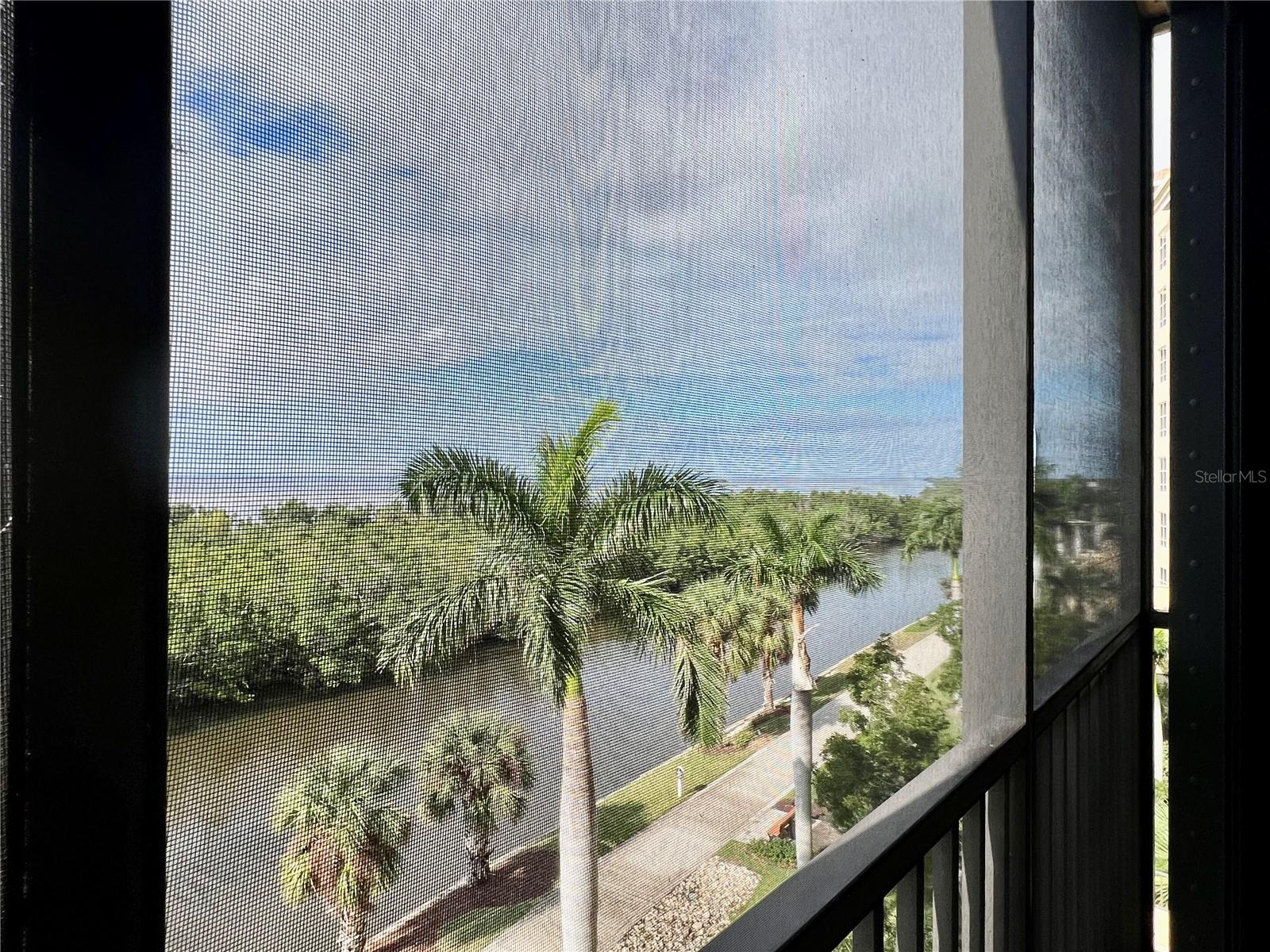 3321 Sunset Key Cir #308 Property Photo 6