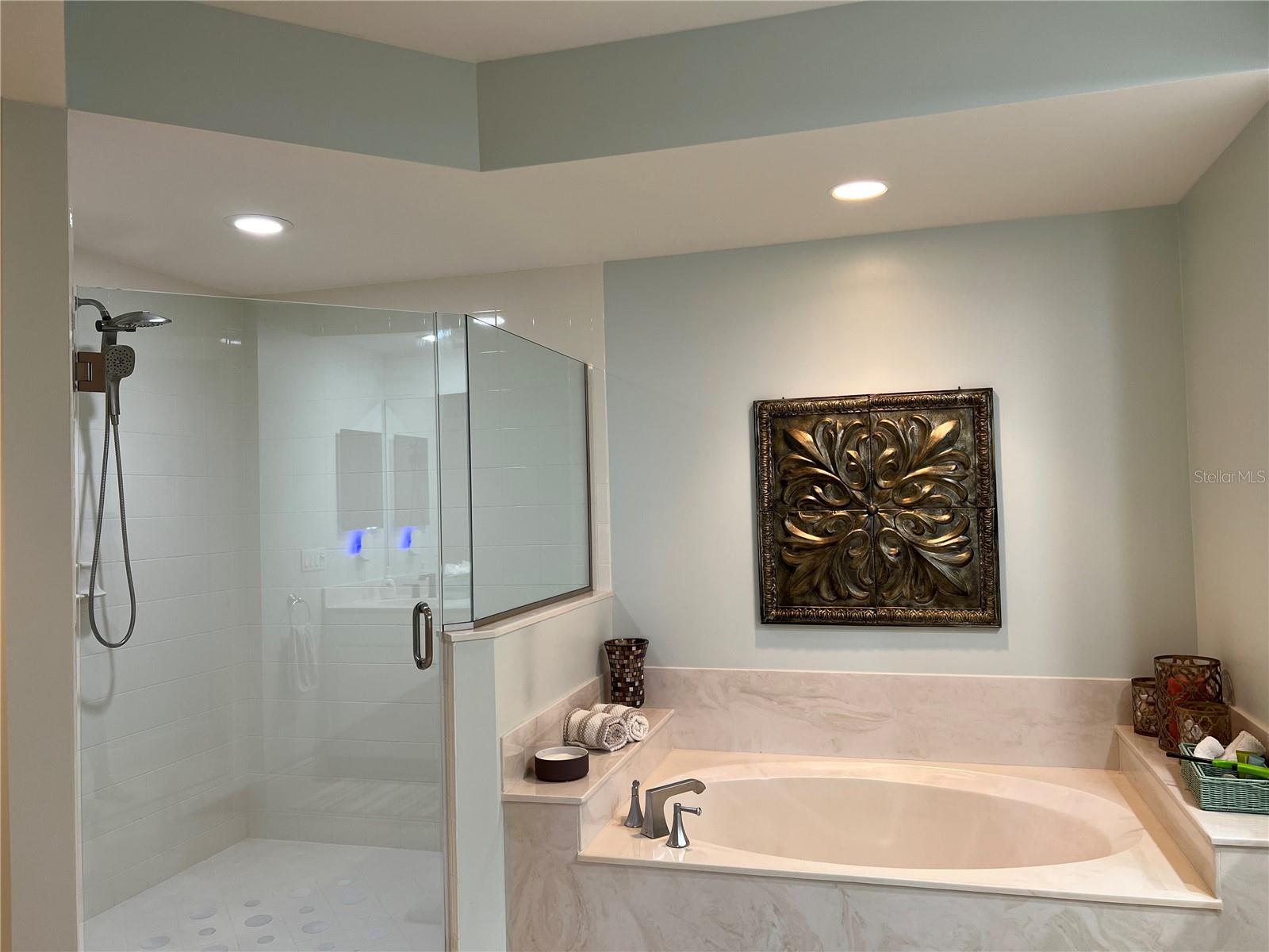3321 Sunset Key Cir #308 Property Photo 29