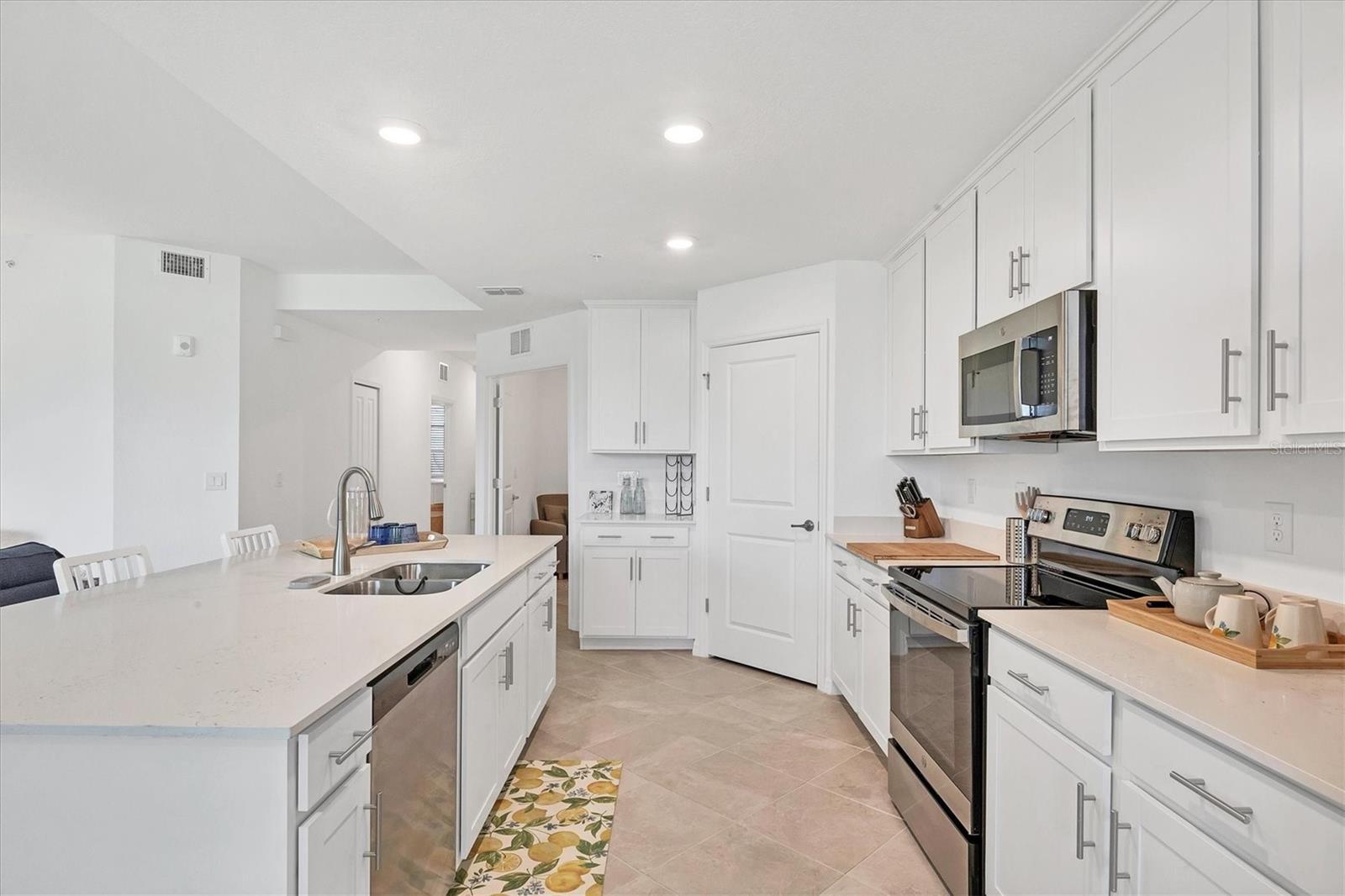 12390 Wellen Golf St #106 Property Photo 8