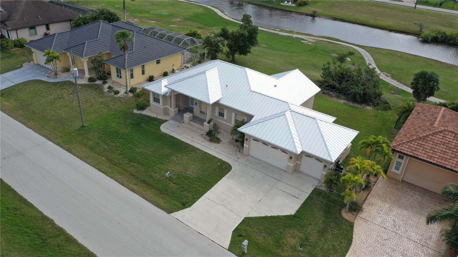 2325 Padre Island Dr Property Photo 2