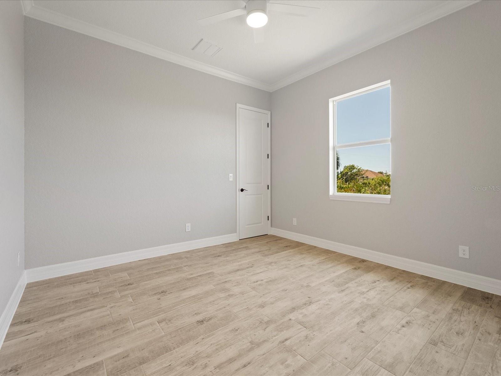 9453 Zorn St Property Photo 32