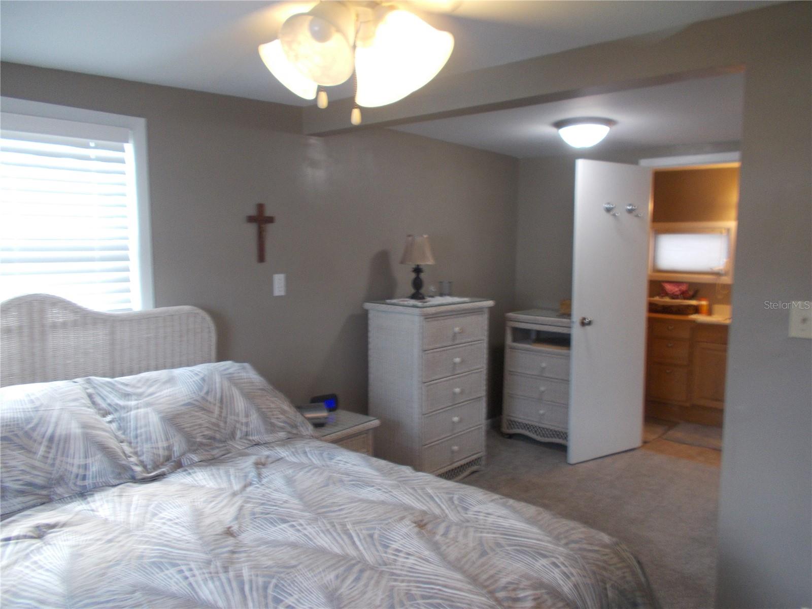 5755 Holiday Park Blvd Property Photo 12