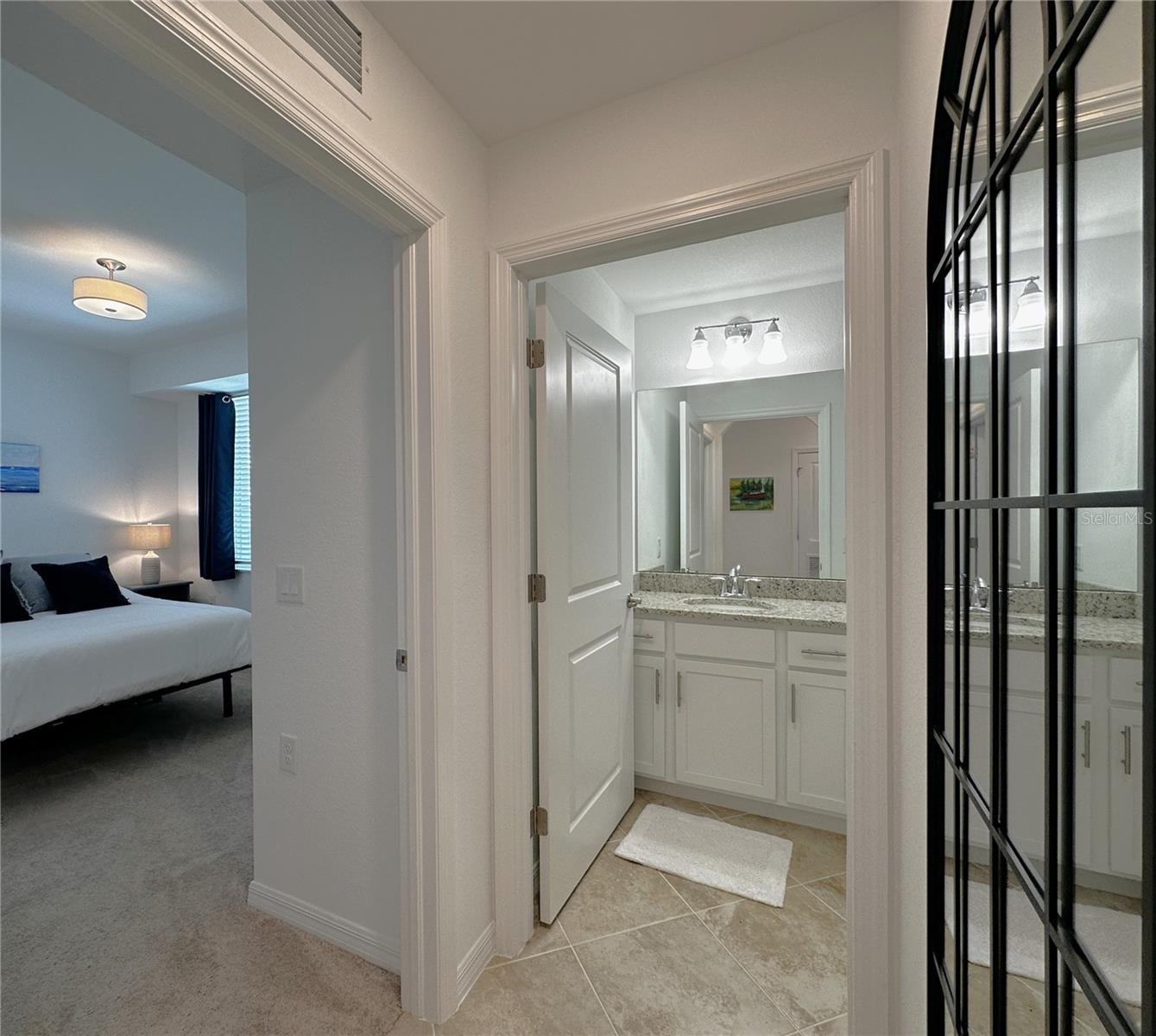 14041 Heritage Landing Blvd #627 Property Photo 13