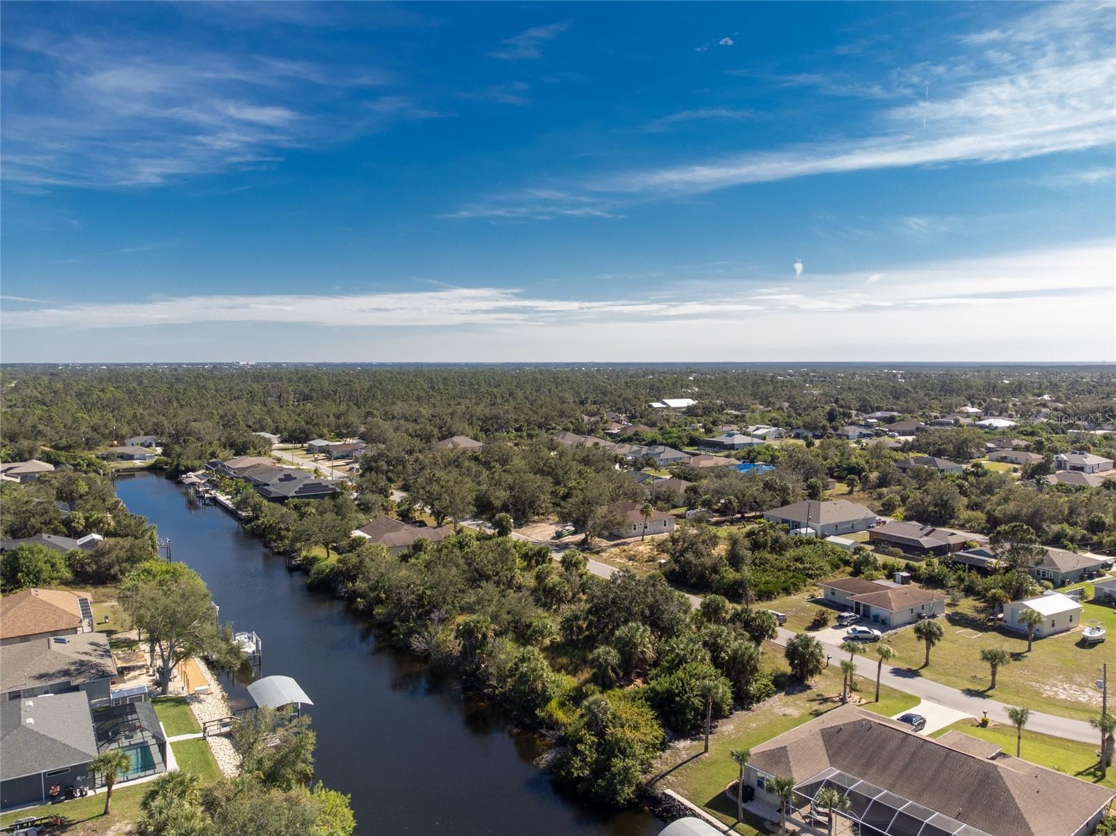 17324, 17332, 17340 Gulfspray Cir Property Photo 4