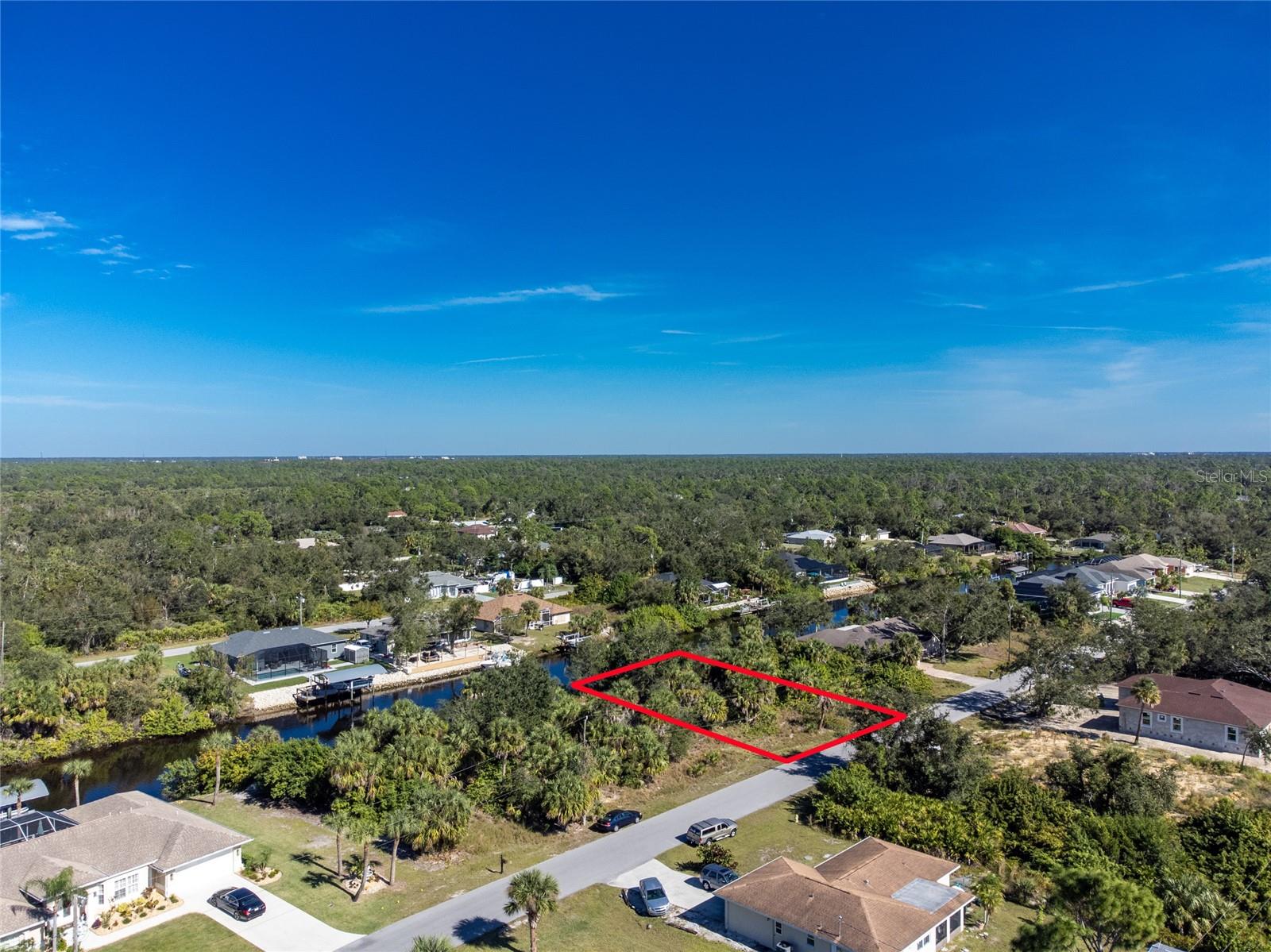 17340 Gulfspray Cir Property Photo 8