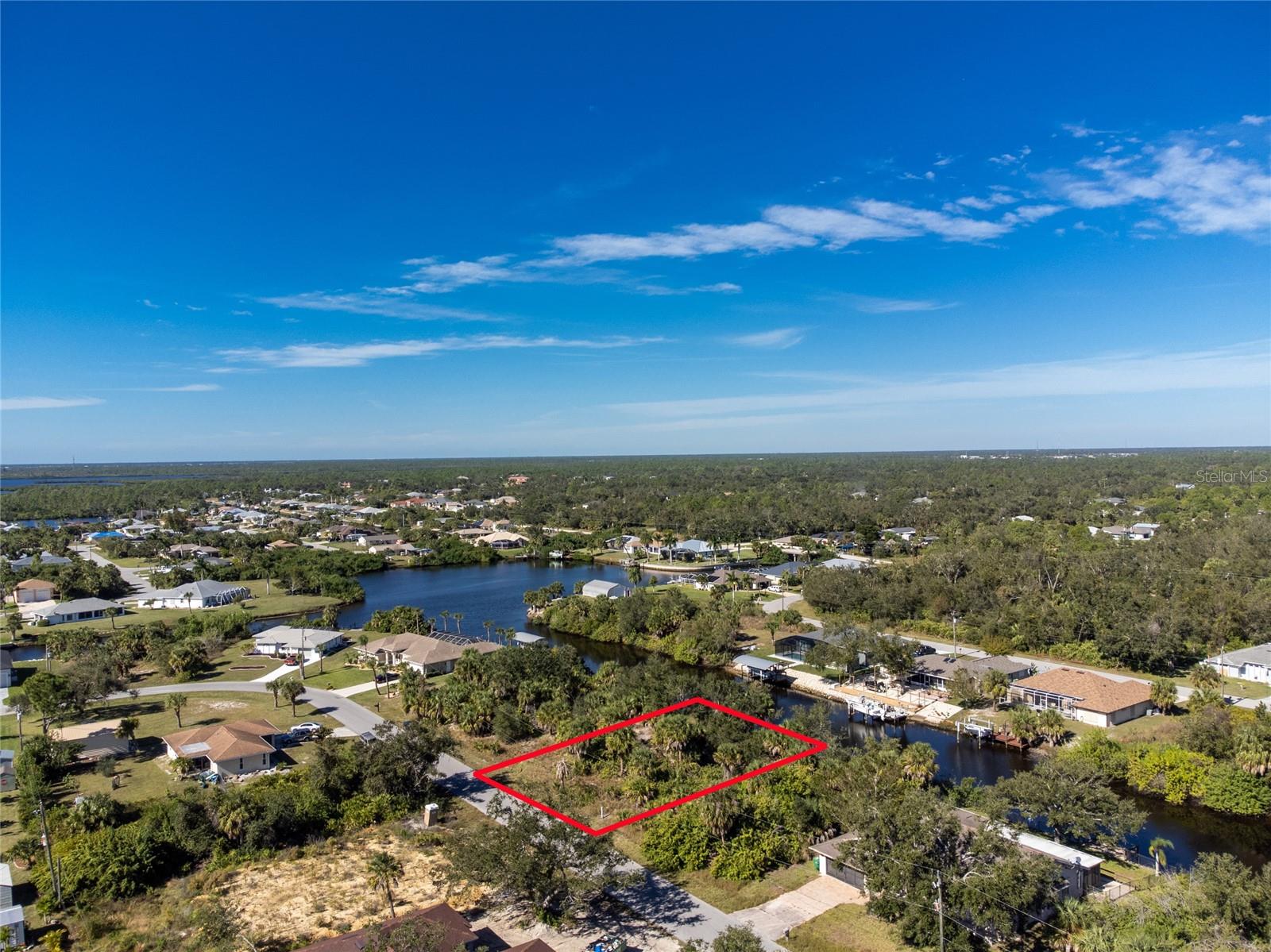 17340 Gulfspray Cir Property Photo 10