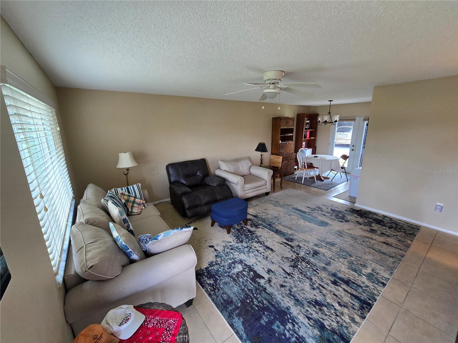 21427 Michigan Ave Property Photo 7