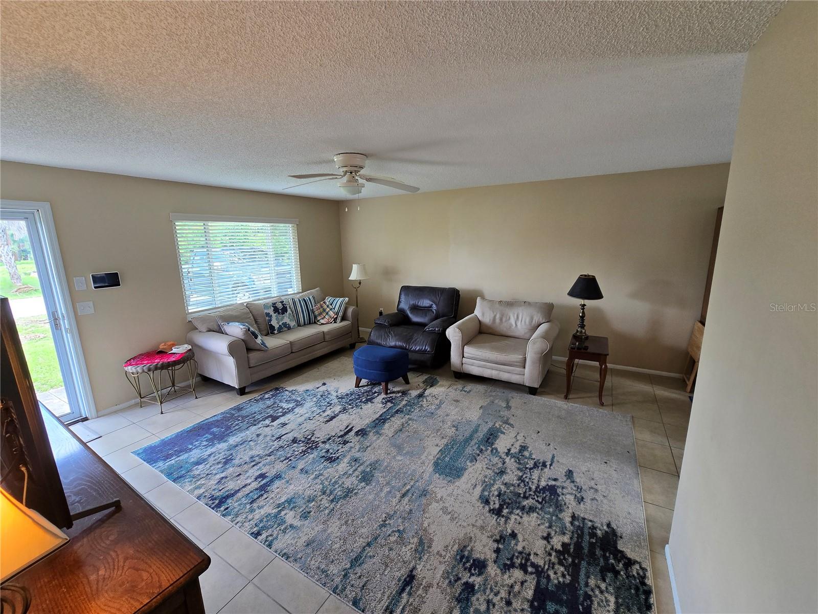 21427 Michigan Ave Property Photo 12
