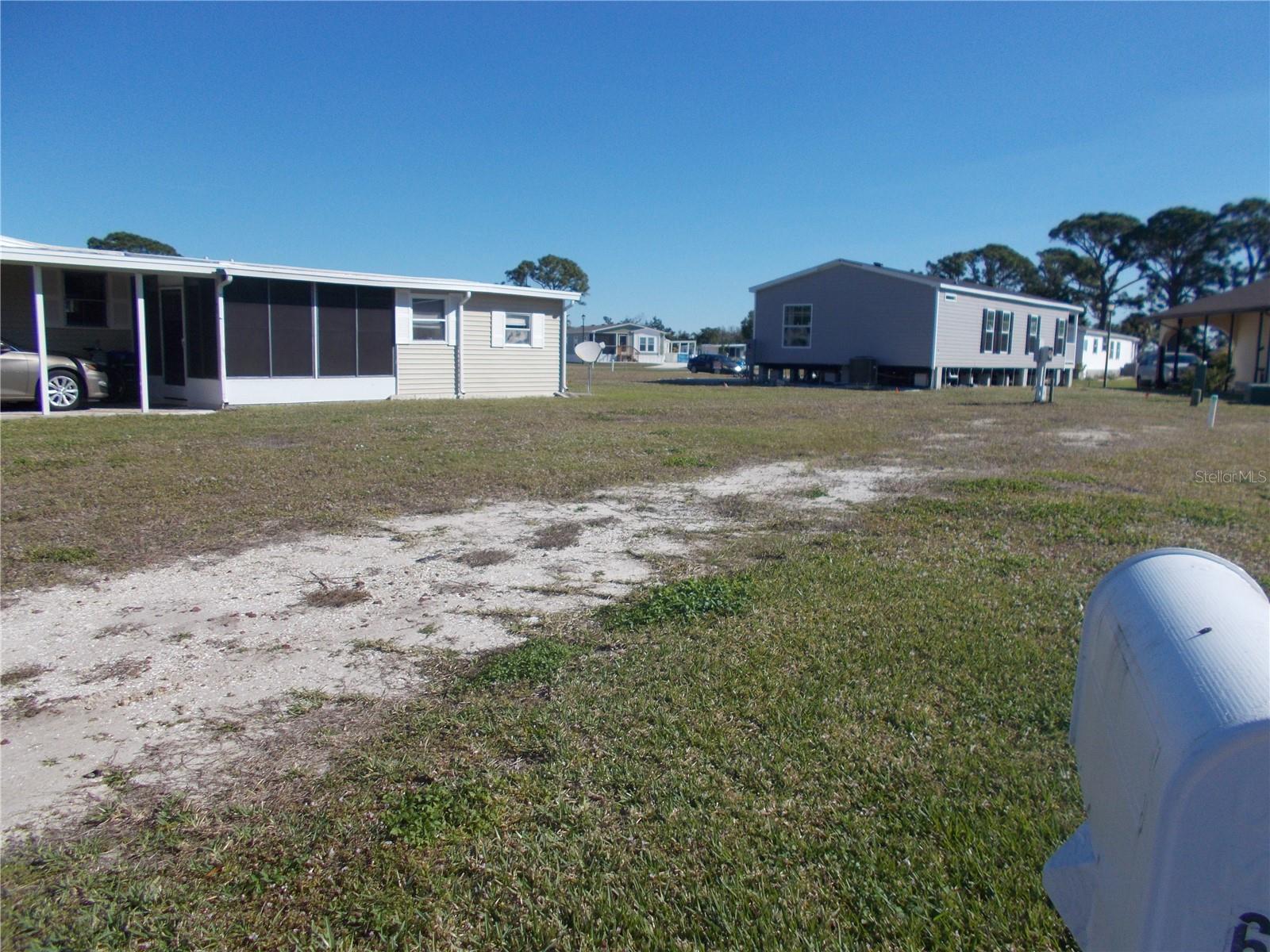 6824 Anapa Ct Property Photo 4