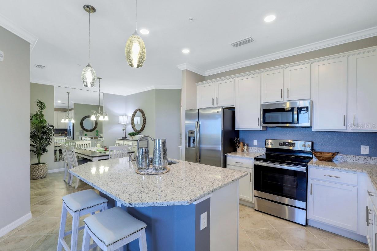 14071 Heritage Landing Blvd #331 Property Photo 8