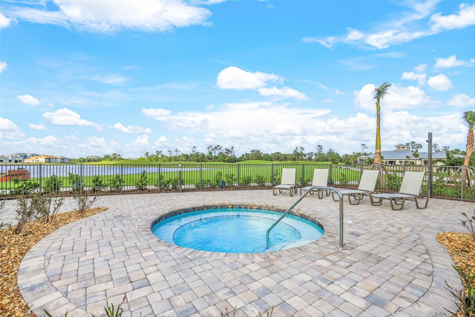 14071 Heritage Landing Blvd #331 Property Photo 37