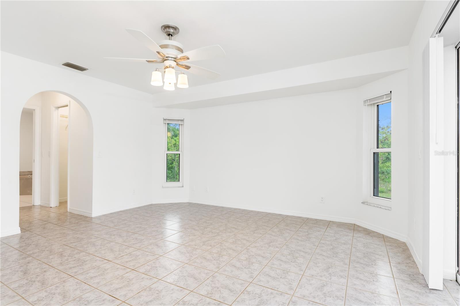 18882 Ayrshire Cir Property Photo 16