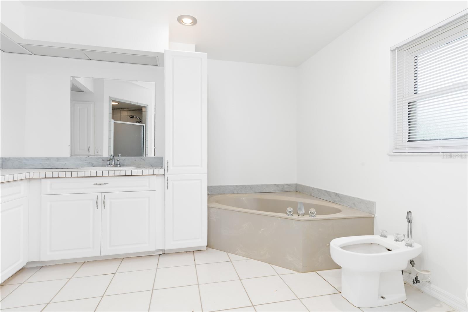 18882 Ayrshire Cir Property Photo 20