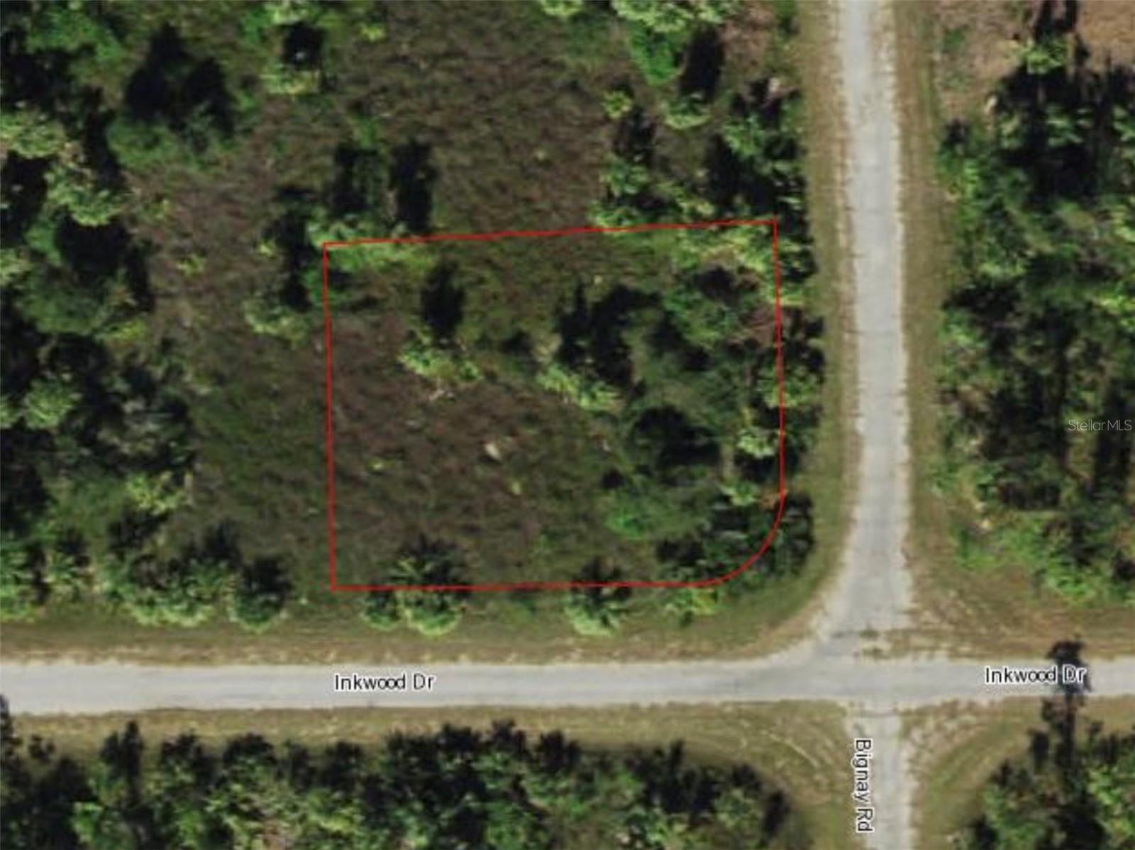 BIGNAY RD Property Photo 1