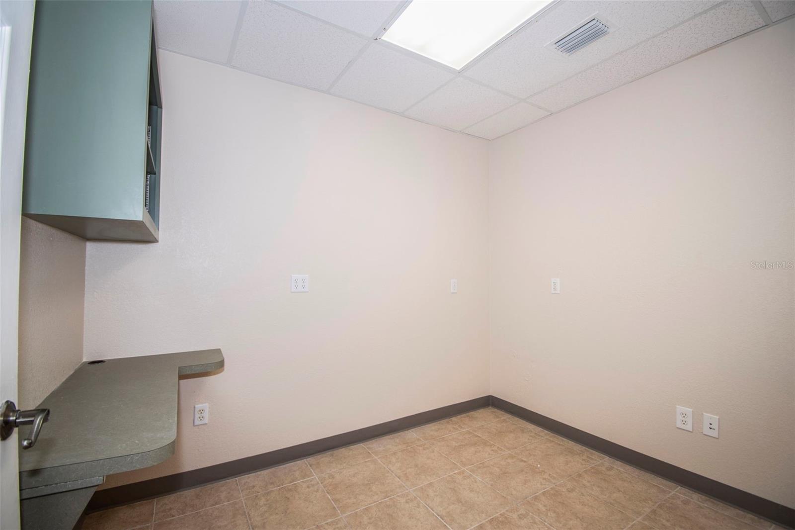 3221 Tamiami Trl #16 Property Photo 15
