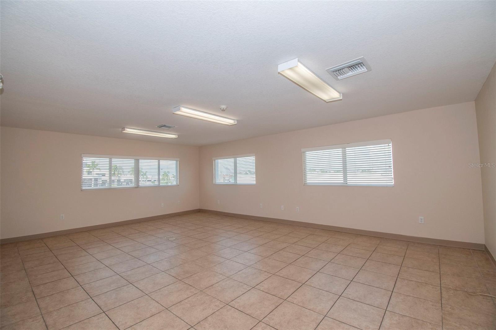 3221 Tamiami Trl #16 Property Photo 23