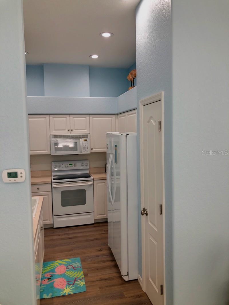 1211 Hot Springs Pt Property Photo 12