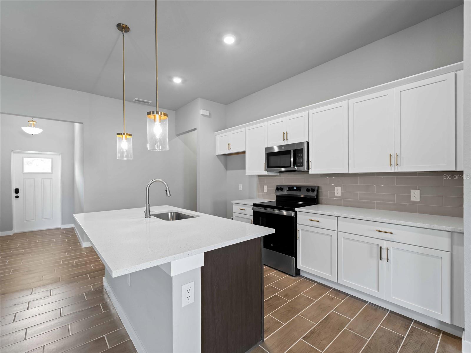 3376 Dunbar St Property Photo 11