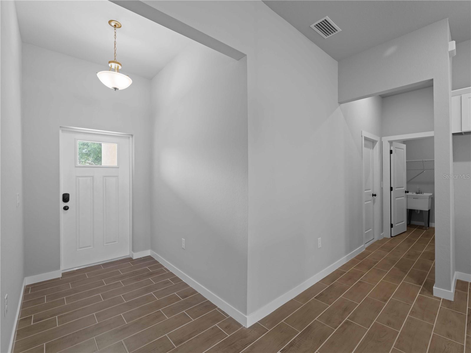 3376 Dunbar St Property Photo 13