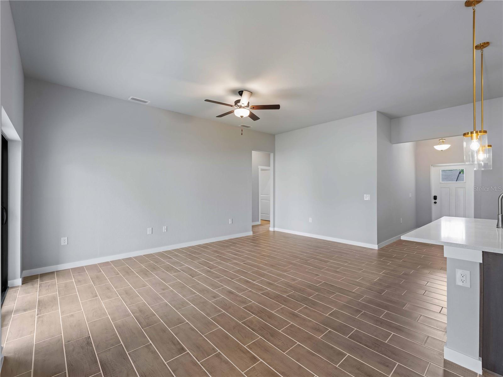 3376 Dunbar St Property Photo 20