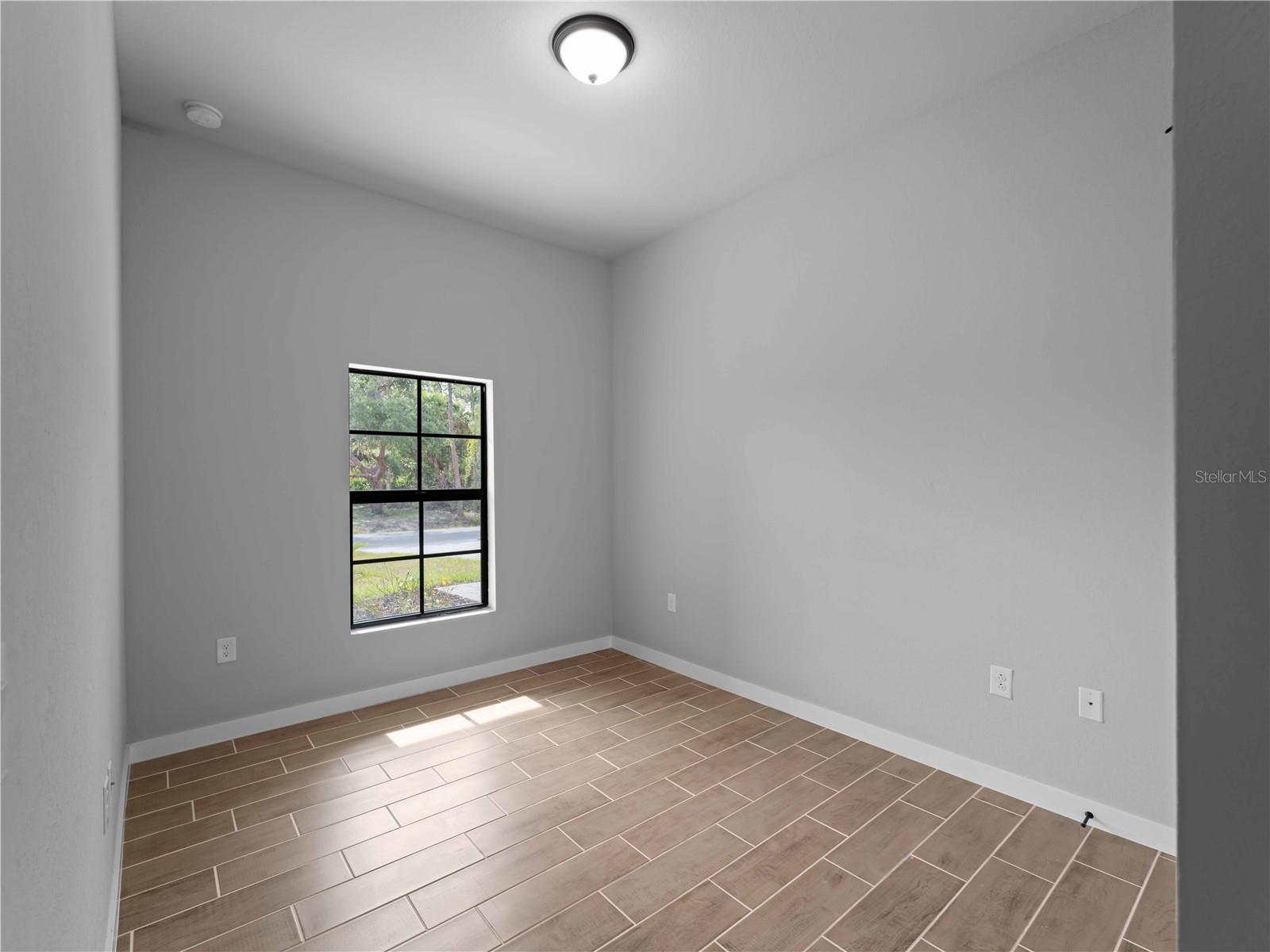 3376 Dunbar St Property Photo 35