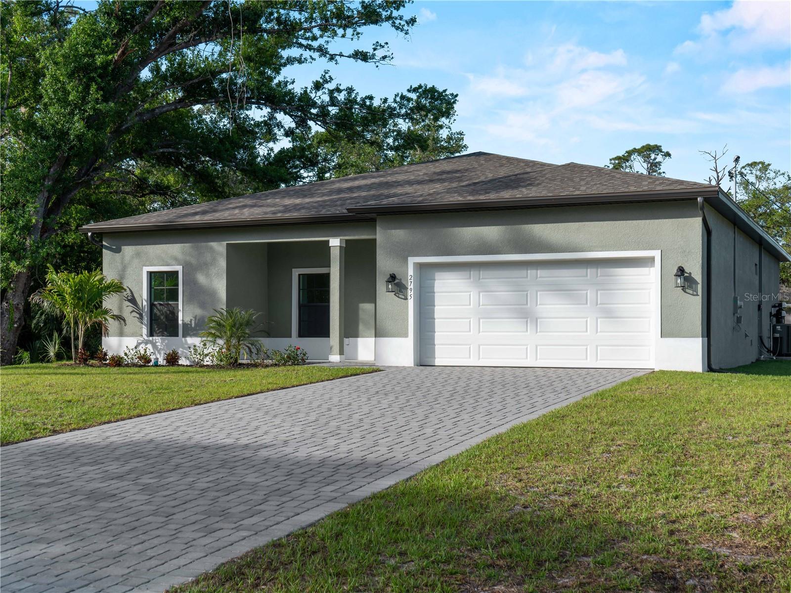 2795 Calabash Ln Property Photo 1