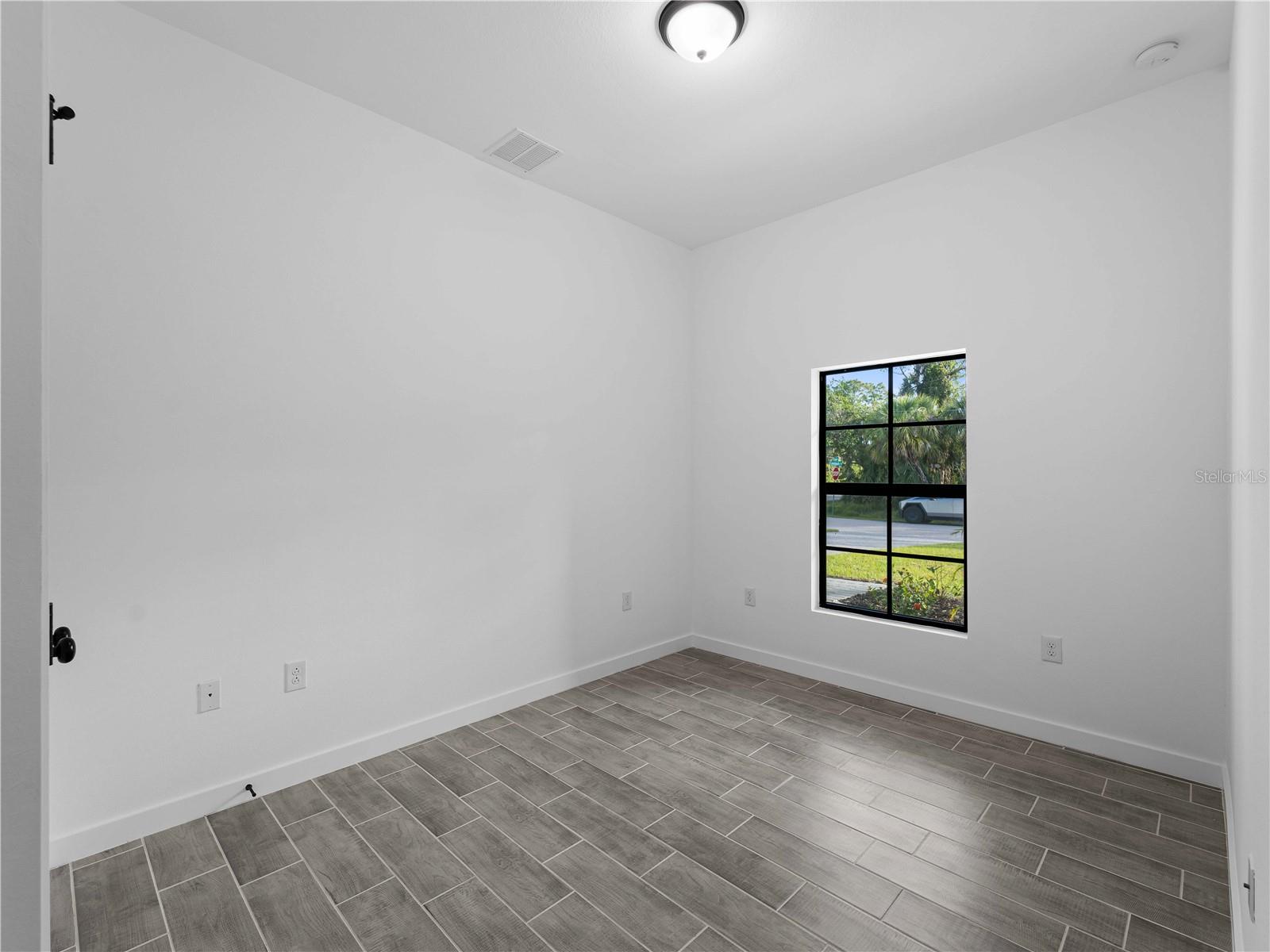 2795 Calabash Ln Property Photo 28