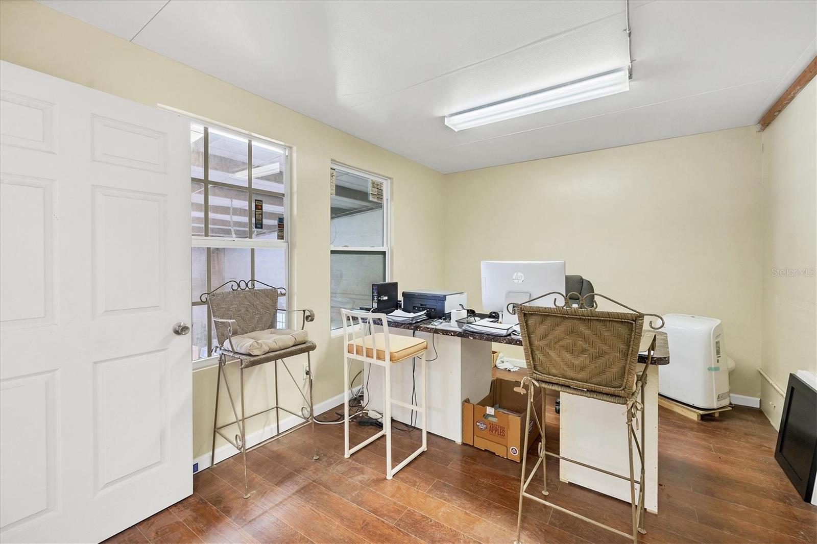 4240 James St Property Photo 22