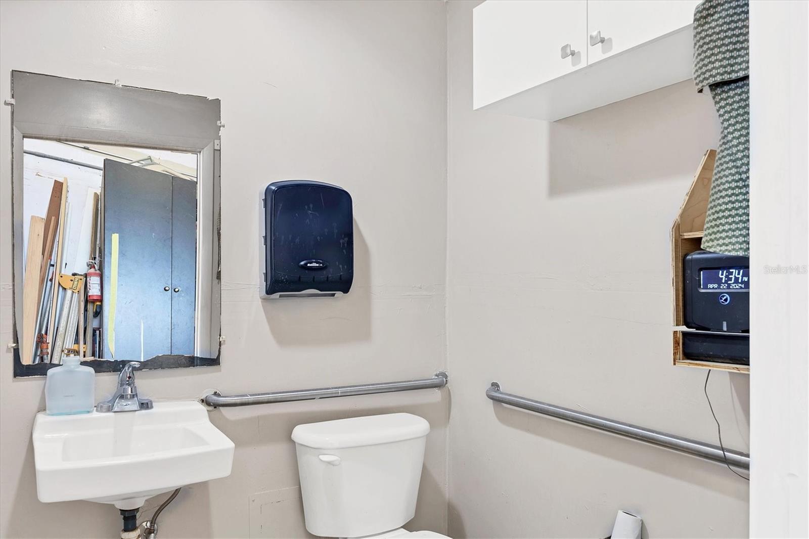 4240 James St Property Photo 25
