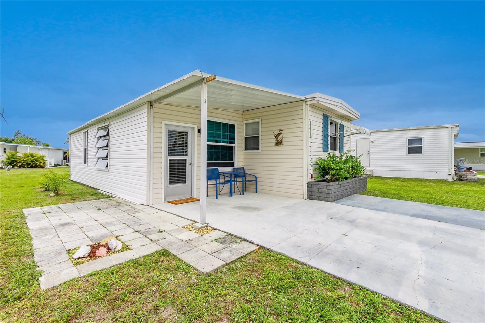 7436 Arbela St Property Photo 2