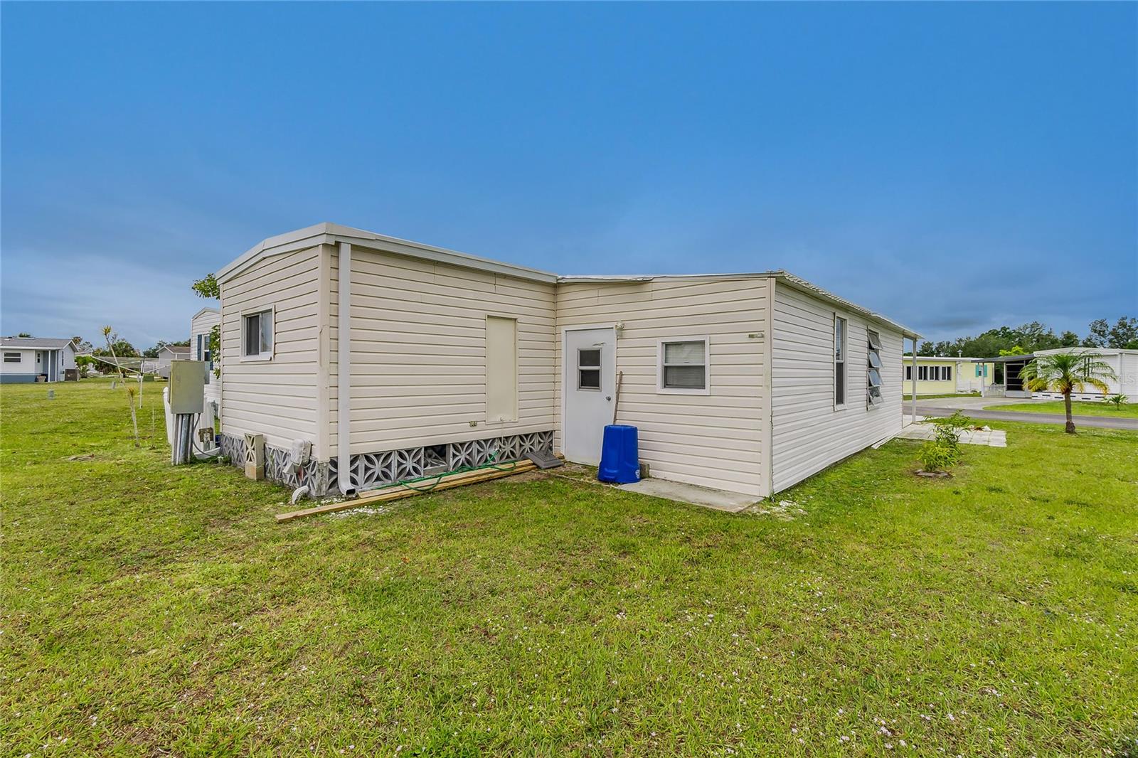 7436 Arbela St Property Photo 27