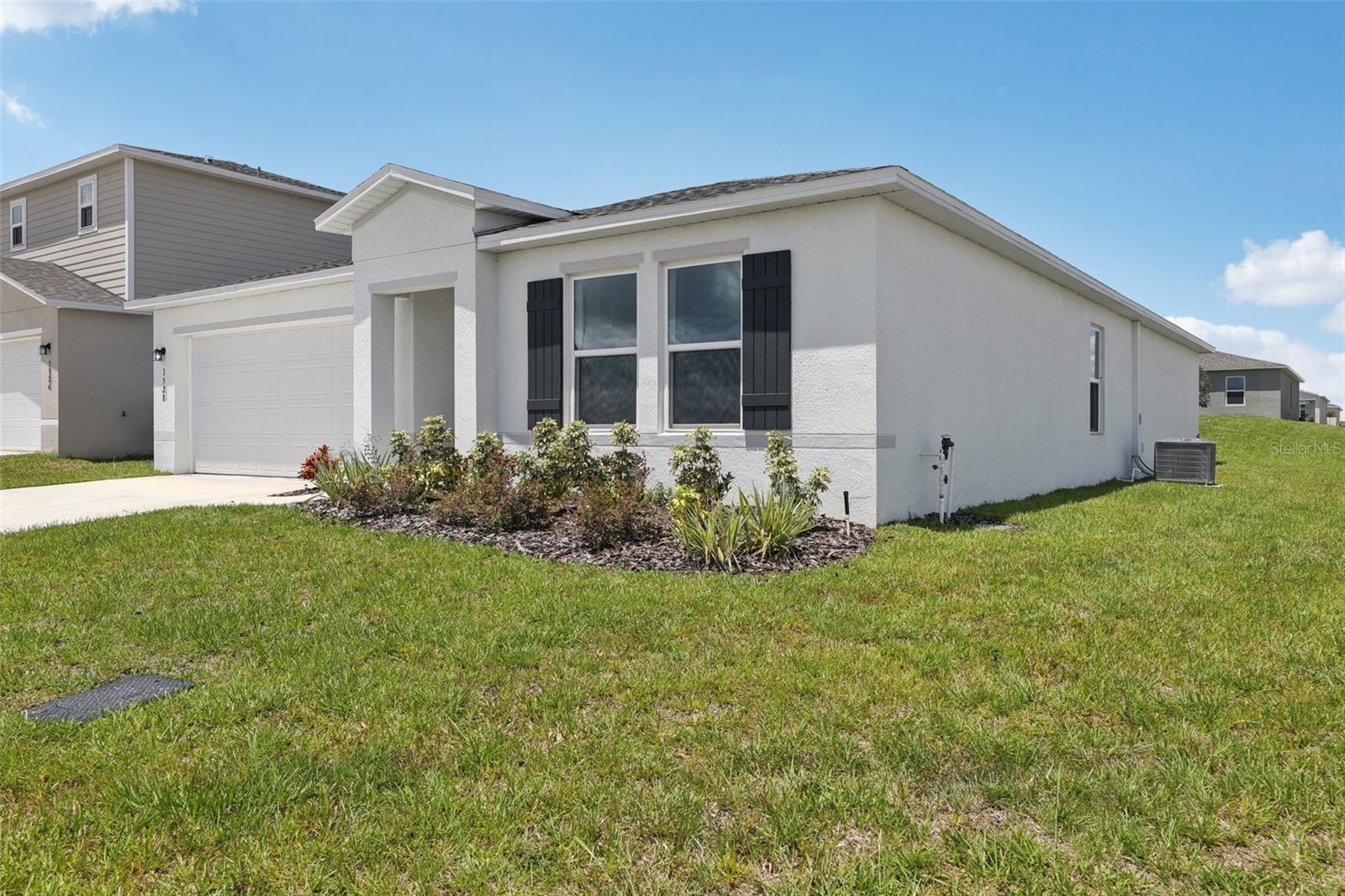 3528 Dahlia Dr Property Photo 3