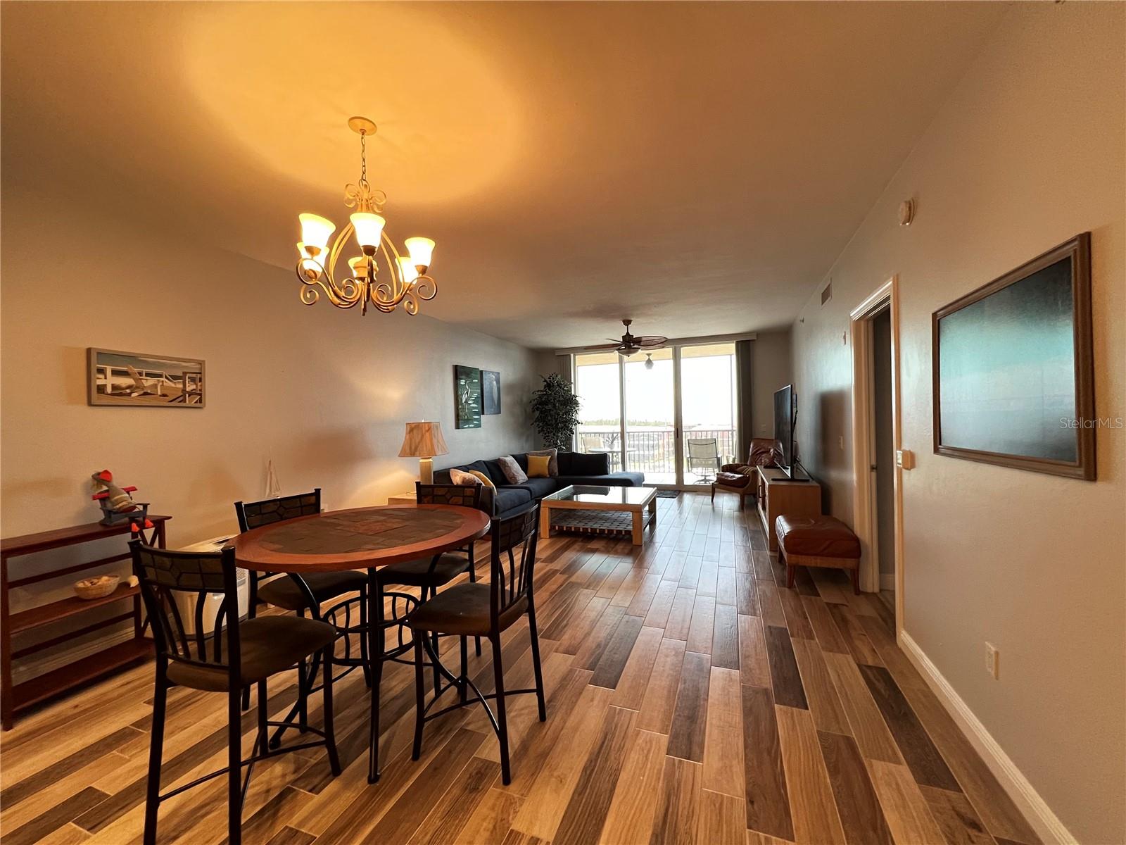 3313 Sunset Key Cir #404 Property Photo 12