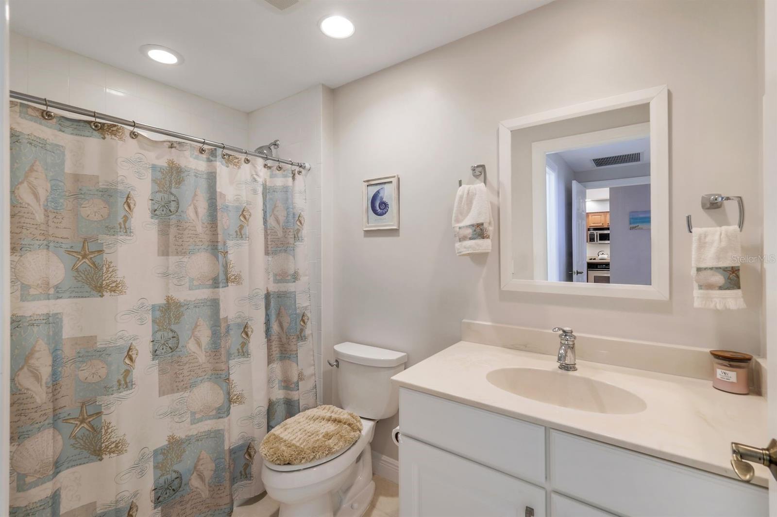 3313 Sunset Key Cir #404 Property Photo 19