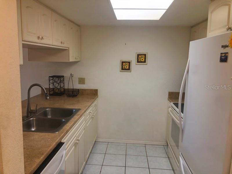 4024 Oakview Dr #i3 Property Photo 5