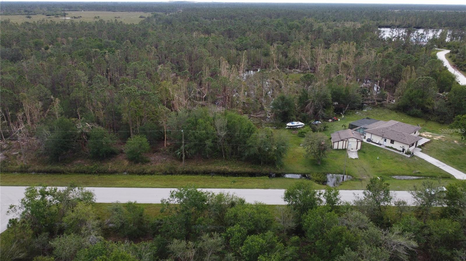 28275 Morningside Dr Property Photo 2