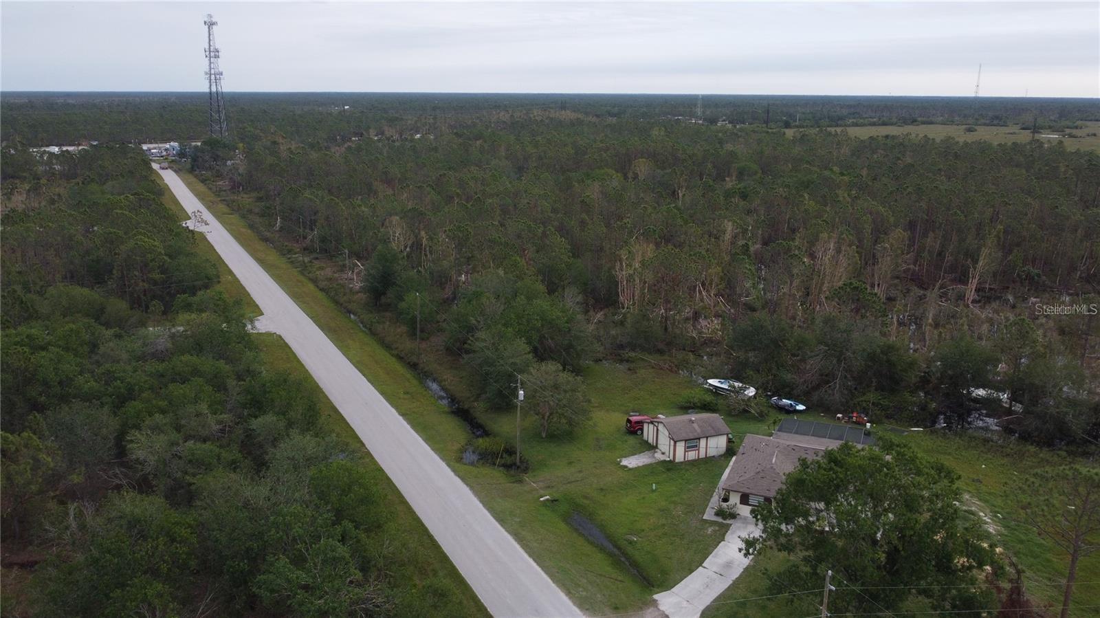 28275 Morningside Dr Property Photo 10