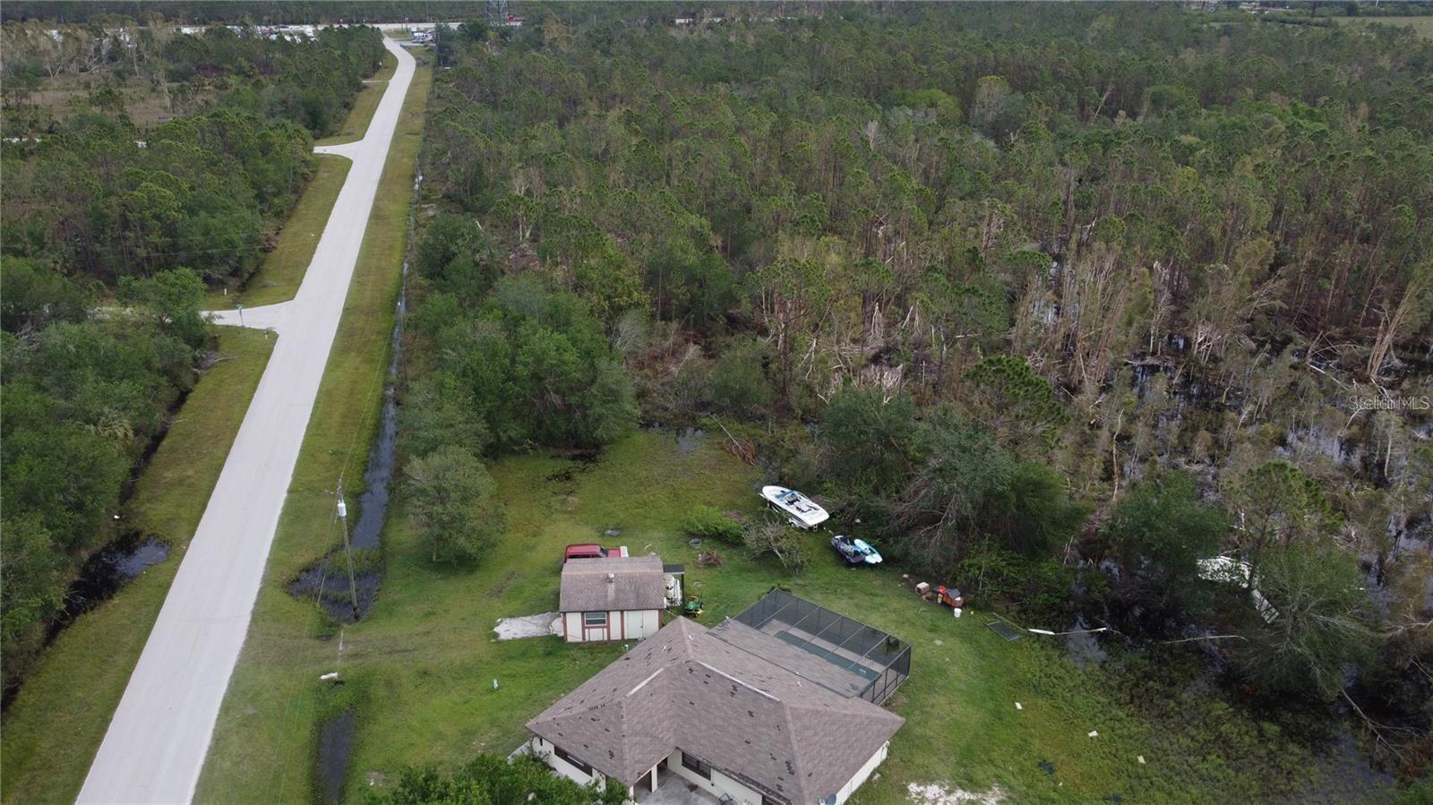 28275 Morningside Dr Property Photo 11