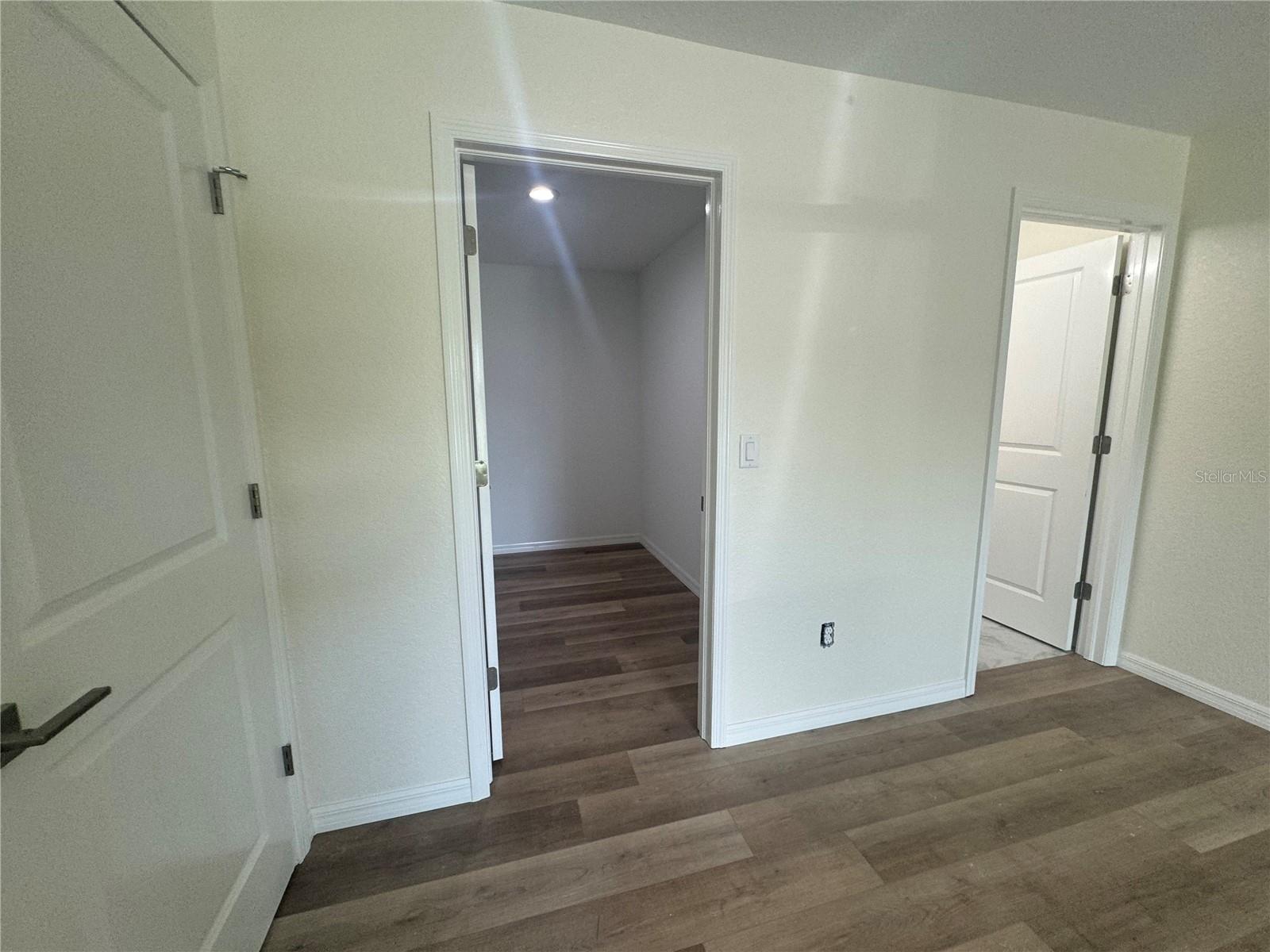 516 Clark Ln Property Photo 15