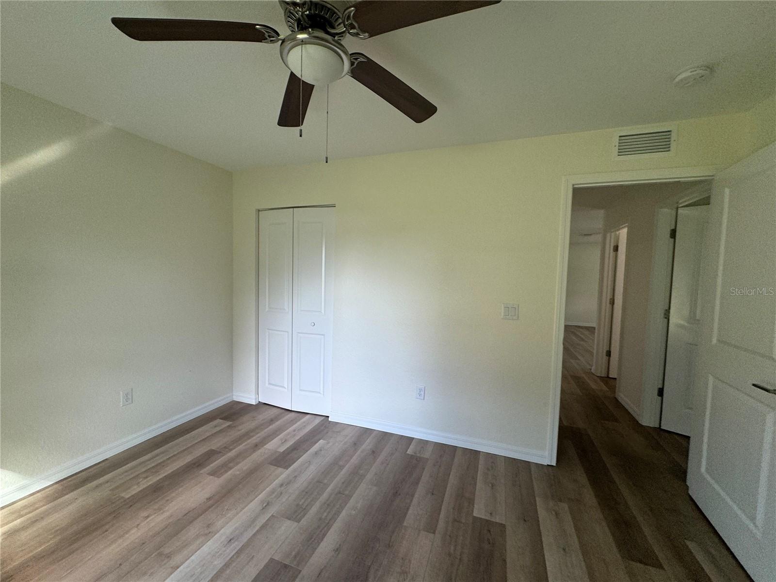 516 Clark Ln Property Photo 24
