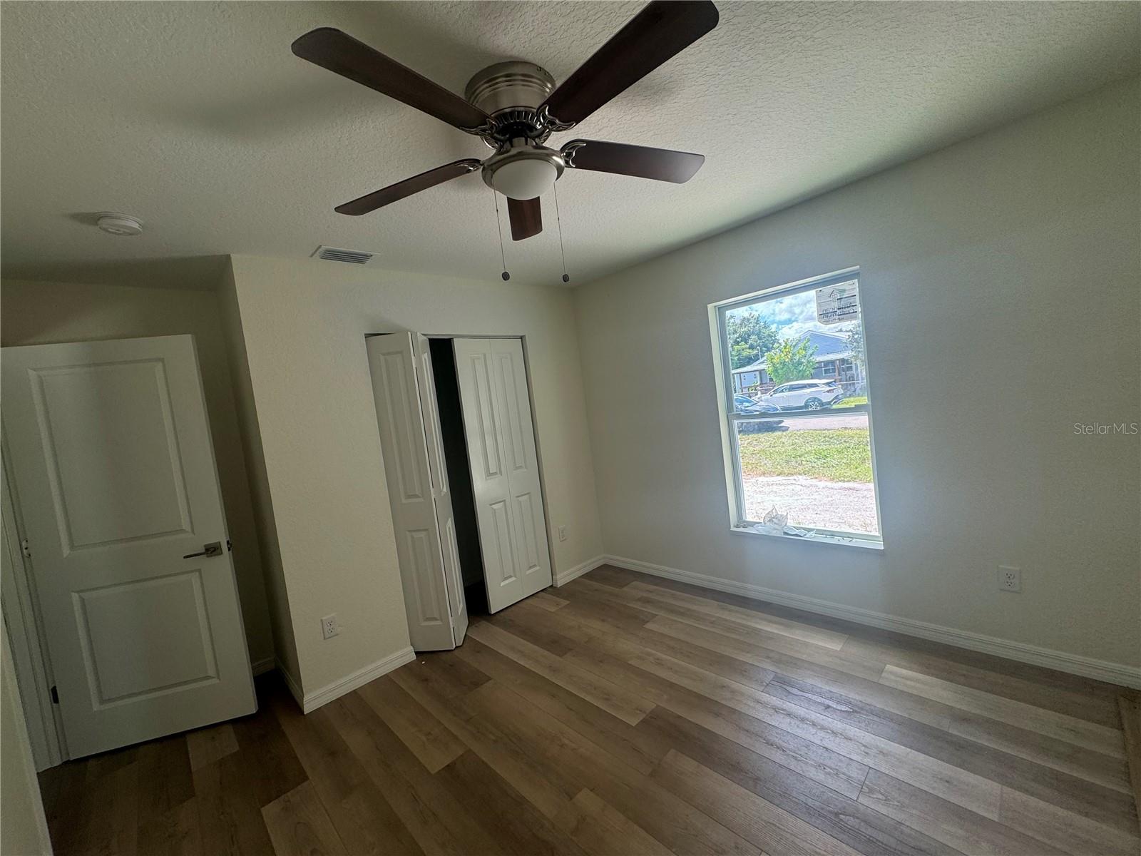 516 Clark Ln Property Photo 26